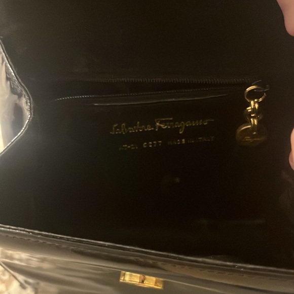 Authentic Ferragamo satchel - Picture 7 of 7